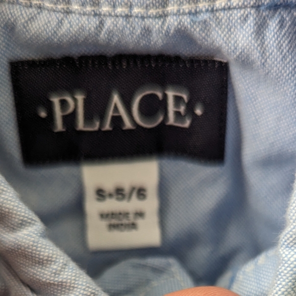 Kids Blue and White Button Down Shirts, size 4 & 5 - Picture 9 of 10